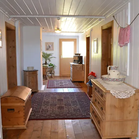 阿尔宾娜宾馆 宾馆 2*