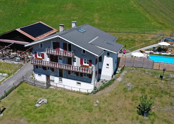 Alpina 2* Tschappina